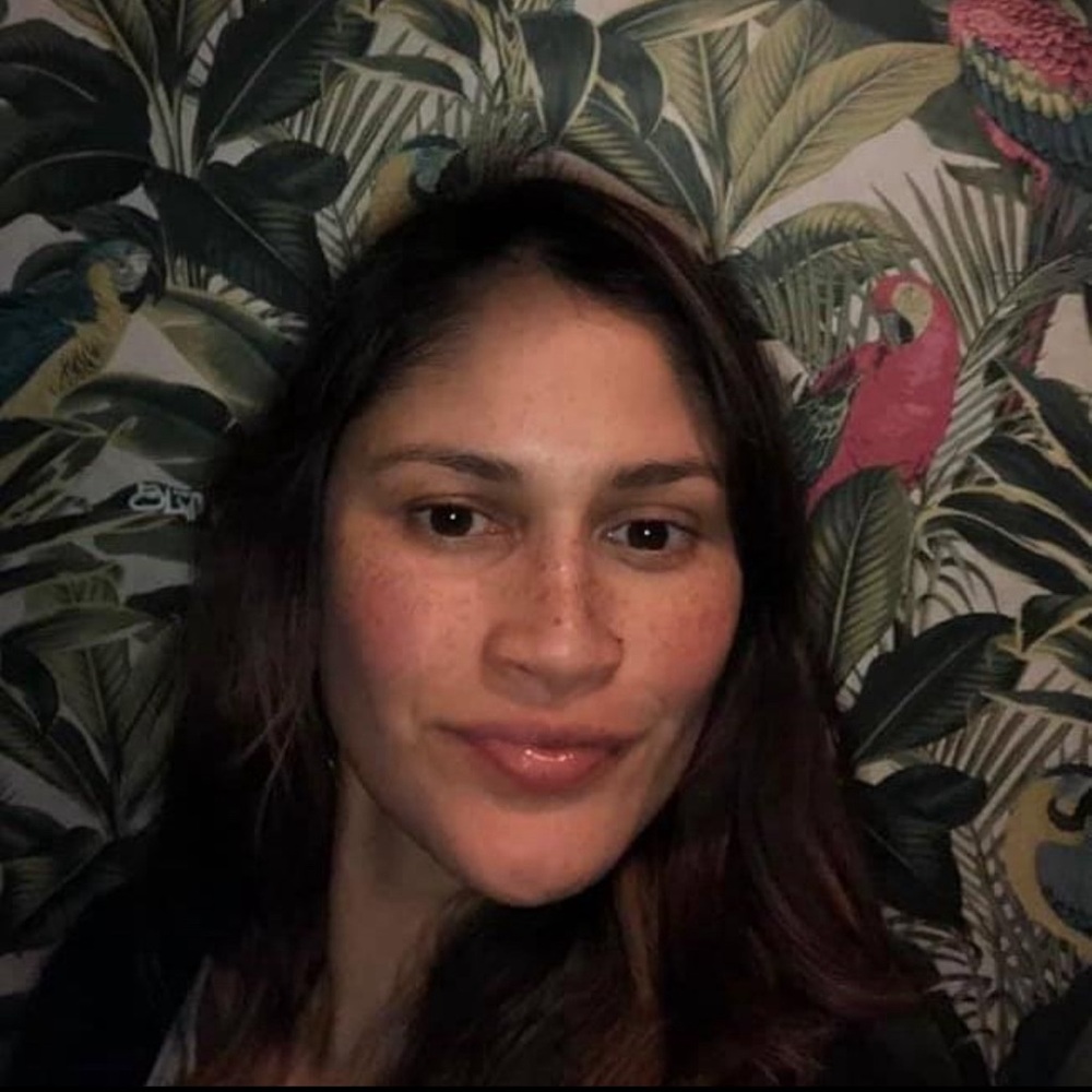 Meet your Posher, Elizabeth